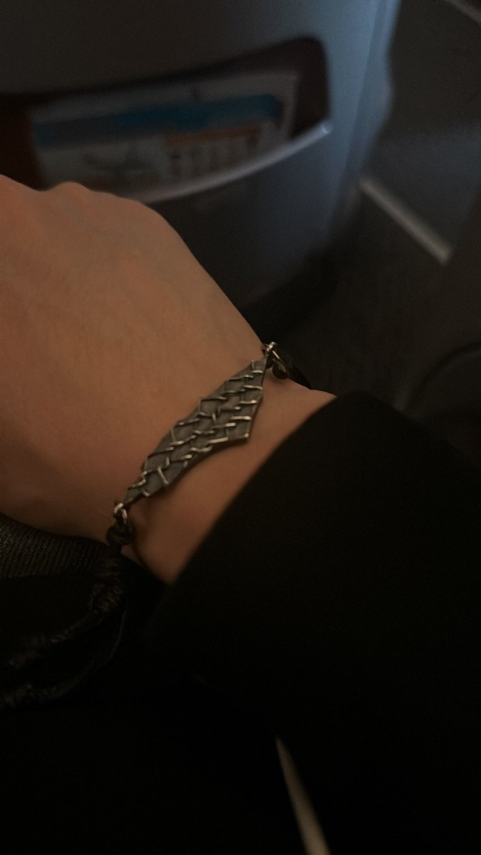 eaJ¹ᐟ tweet media