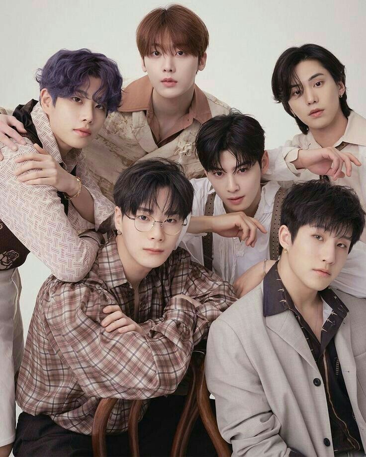 astropopbase's tweet image. Juwang from the rookie boy group KICKFLIP said he would want to be in ASTRO when asked which girl group they would want to be a member of.

&quot;Not sure about girl group, but if it were a boy group, ASTRO&quot;