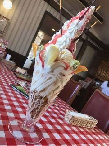 tukune_webs's tweet image. 早く直してこれ食べに行きたい。
毎日、自転車リハビリやってたら体重がスルスル落ちてきて寝たきりで太った体重が減ってきた。
嬉しいけどたまにはこういうの食べたい