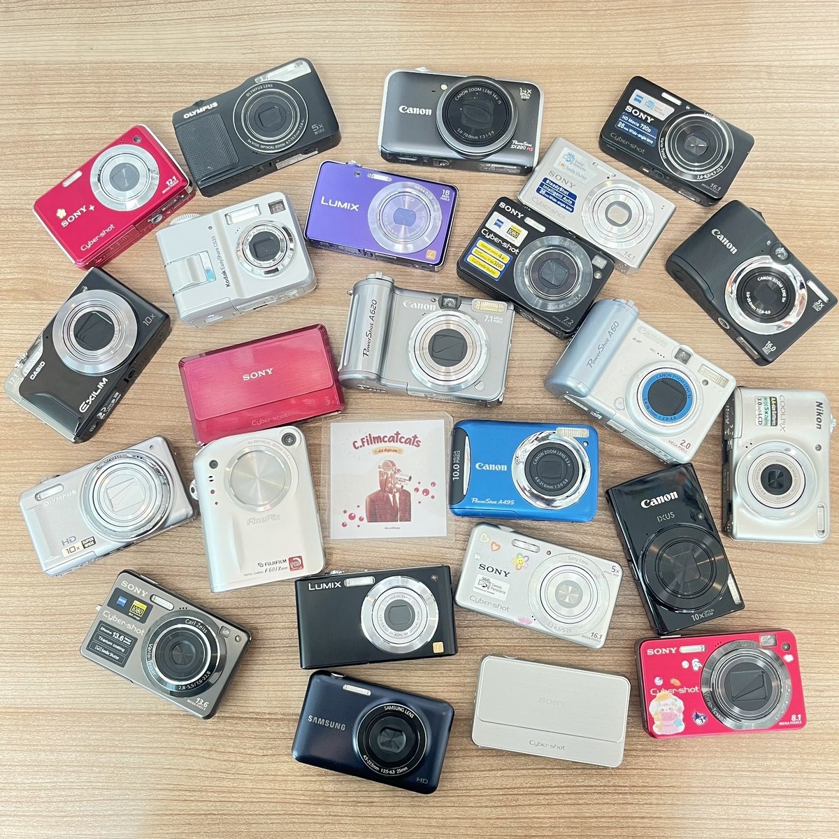กล้องดิจิตอล digicam 90's tweet media