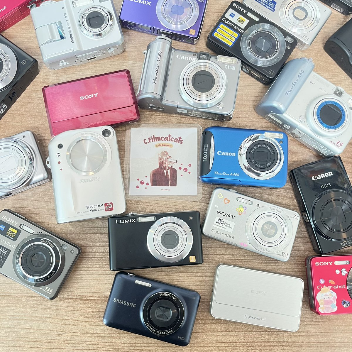 กล้องดิจิตอล digicam 90's tweet media
