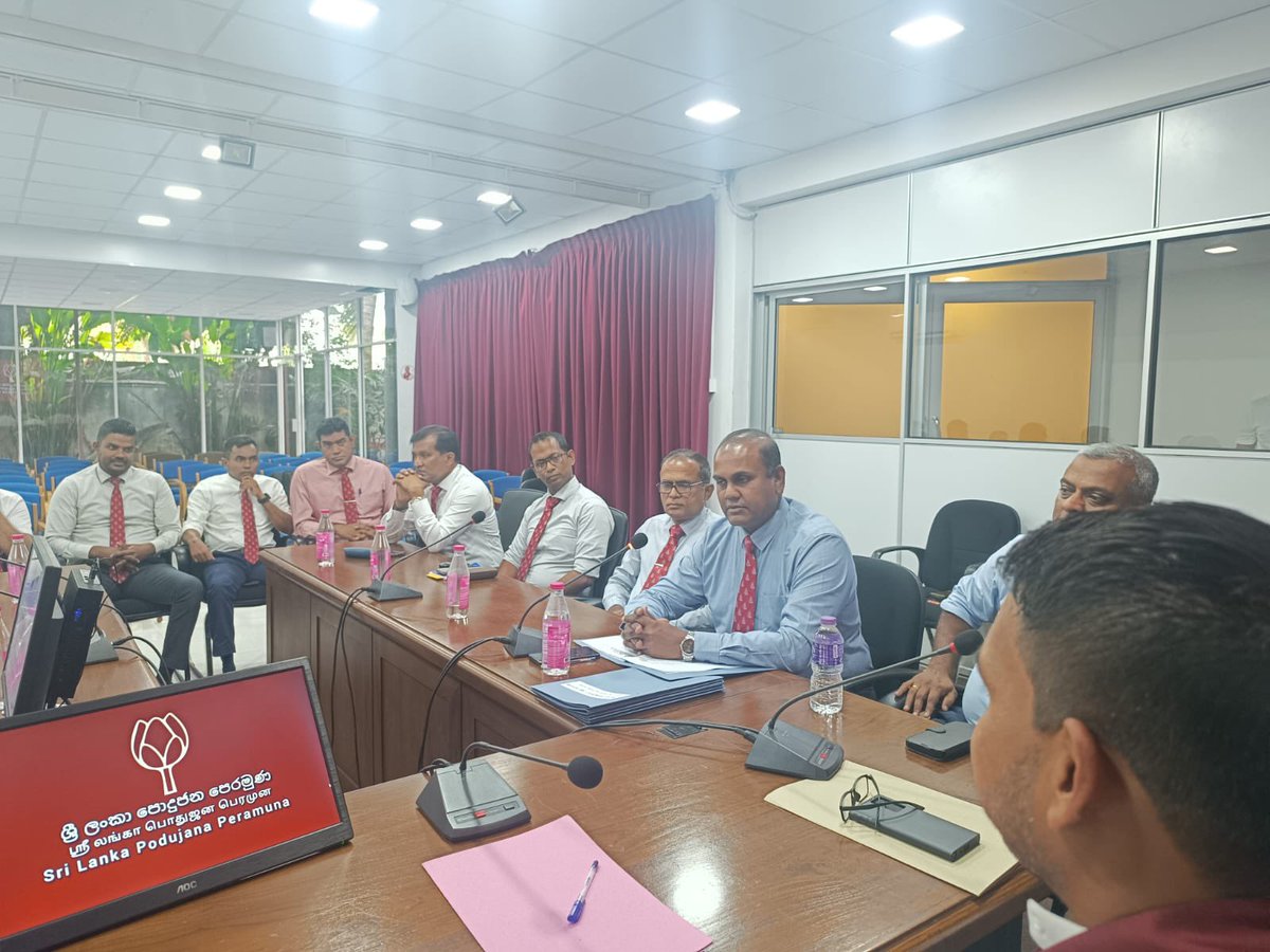 Held a productive discussion today at Nelum Mawatha with the Government Medical Officers’ Association on the challenges facing our healthcare system. Strengthening the human capital that keeps our nation healthy, including doctors, nurses and all frontline medical staff, is