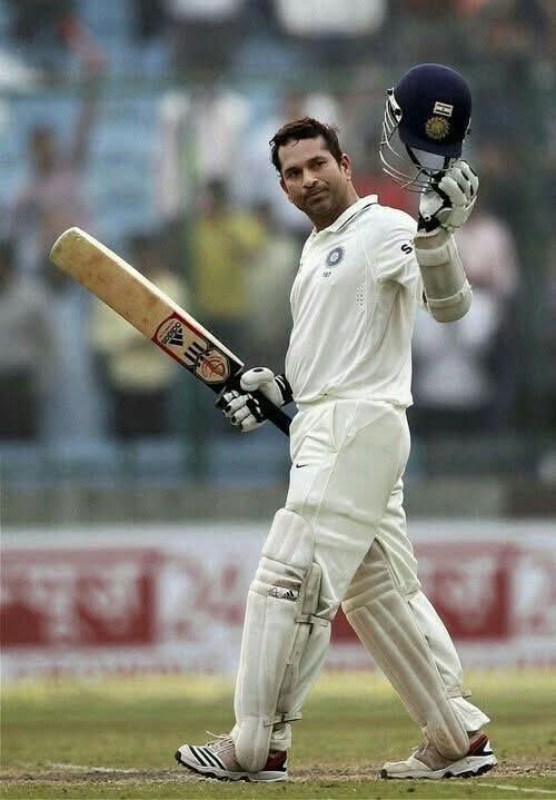 KaranDhoni58296's tweet image. भगवान मास्टर ब्लास्टर सचिन रमेश तेंदुलकर ने 51 टेस्ट शतक में से 12 शतक 

35 के उम्र के बाद बनाए 💪🏻🔥🏏🐐🔟💙

Yester Today Tomorrow Forever Tendulkar God 🐐
#sachintendulkar𓃵 #cricketgod @sachin_rt