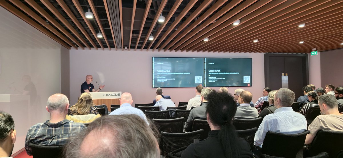 RCDacre's tweet image. Great to be at the Next Level #orclapex: Low-Code to AI event in London.

Looking forward to the day!