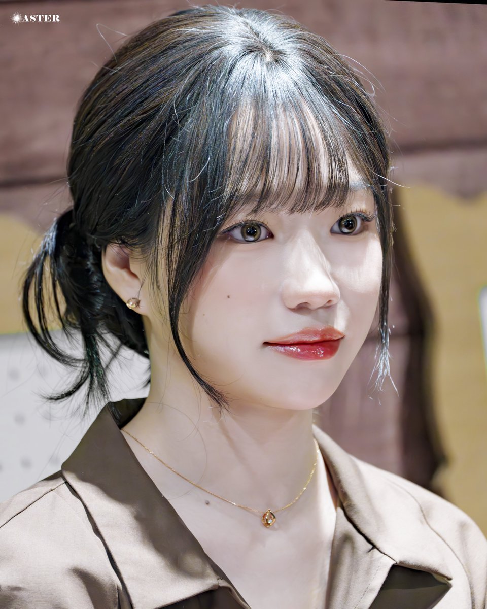 JJOYUL_LOVER's tweet photo. #조유리 #JOYURI #チョユリ #曺柔理

[251111] 롱샴의 포토콜 조유리 #5 https://t.co/5J8j0QsSIM