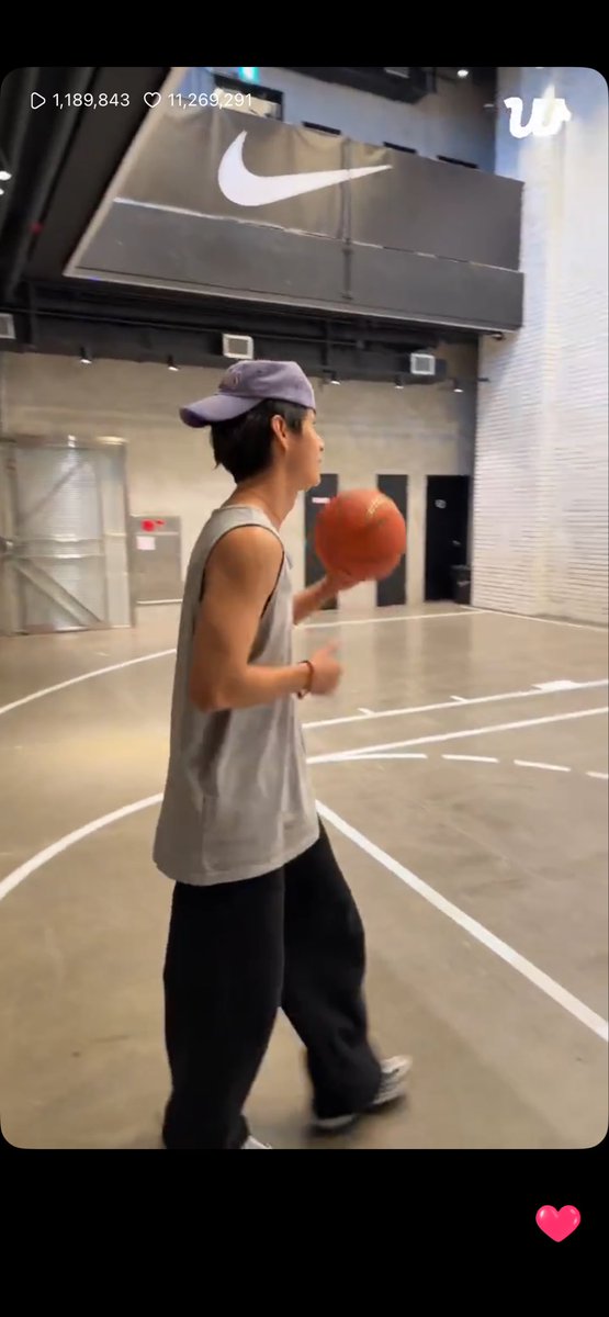 Predawn_Light's tweet image. IM SICK TO MY FUCKING STOMACHHHHH