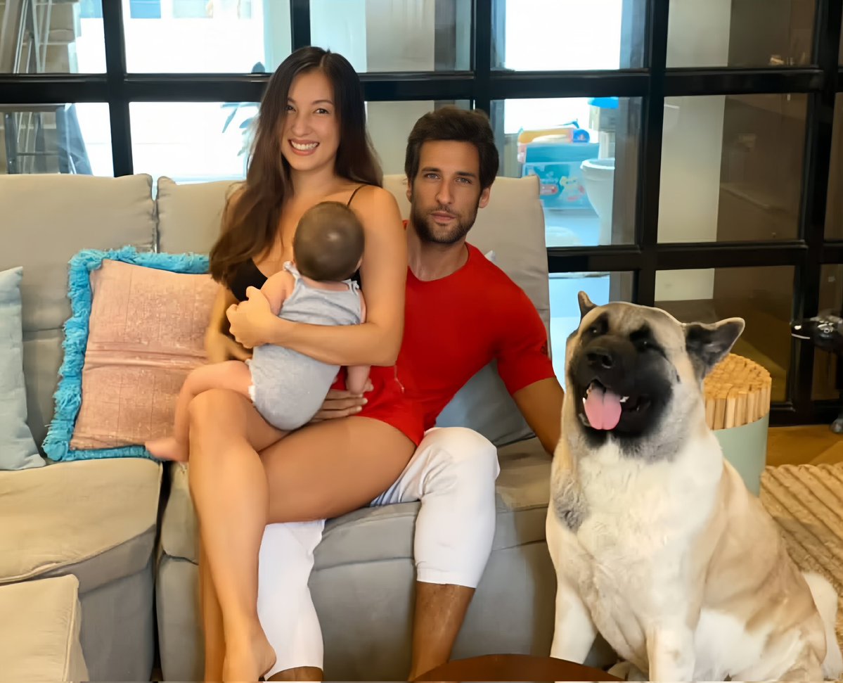 It took me 5 days to understand what's going on here 👀