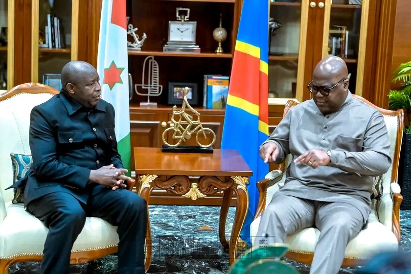 BonheurMuamba4's tweet photo. Le peuple Burundais et leur Président sont les principales de la RDC dans cette guerre contre le terrorisme de Paul kagame

Le Burundi et la RDC gagneront cette guerre https://t.co/ukxXphOpXP