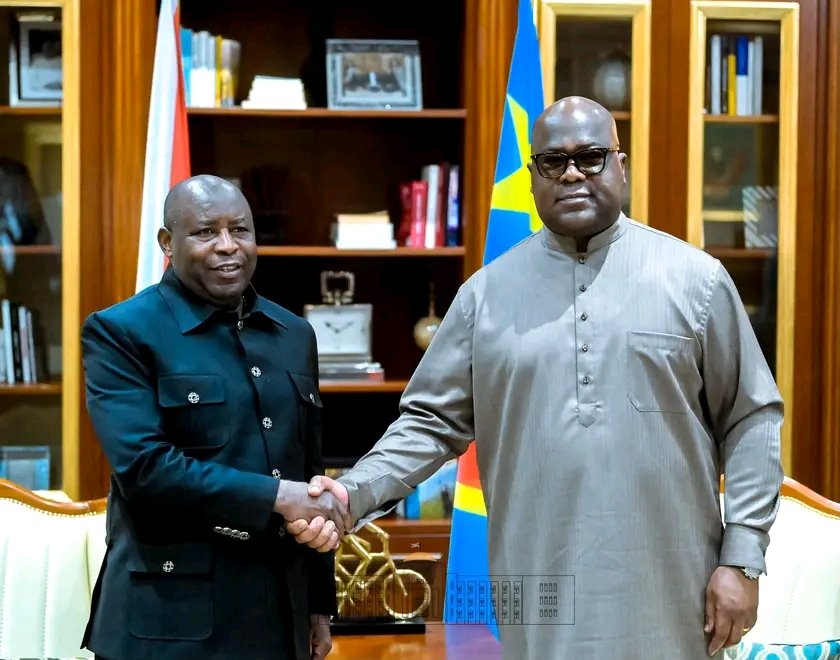 BonheurMuamba4's tweet photo. Le peuple Burundais et leur Président sont les principales de la RDC dans cette guerre contre le terrorisme de Paul kagame

Le Burundi et la RDC gagneront cette guerre https://t.co/ukxXphOpXP