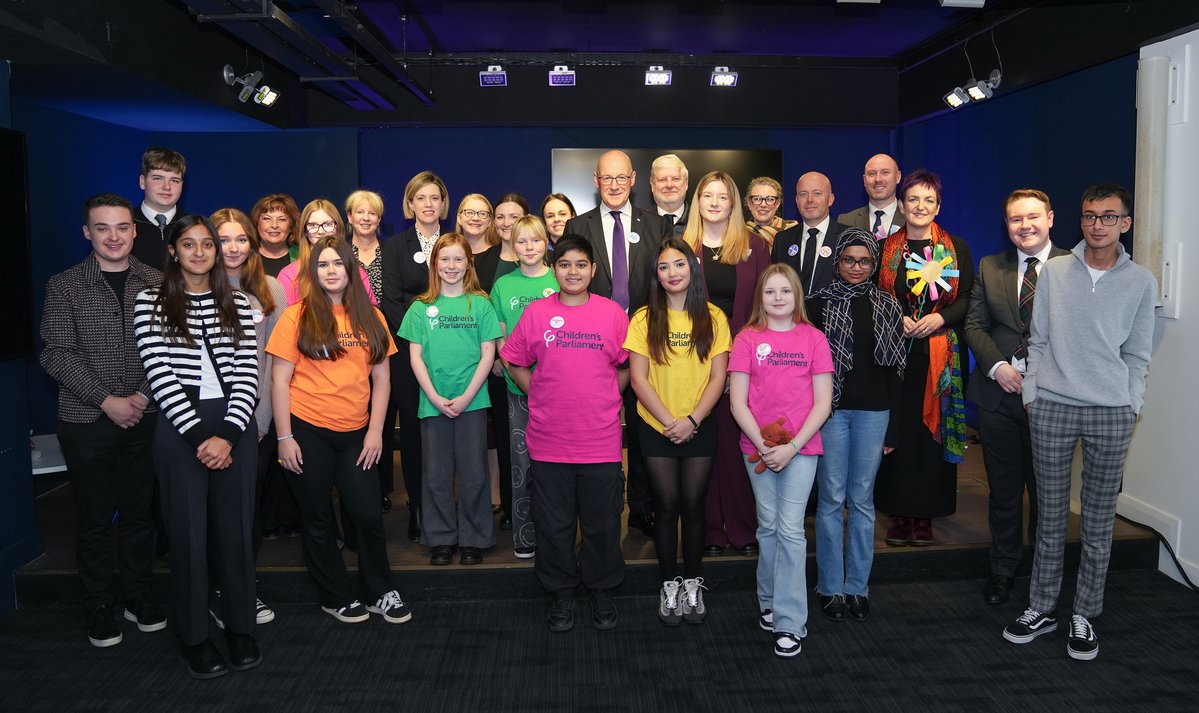 First Minister <a href="/JohnSwinney/">John Swinney</a> met members of the Children’s Parliament and Scottish Youth Parliament in Edinburgh today.

The annual meeting is an opportunity for children and young people to talk directly to @ScotGov about the issues that are important to them.