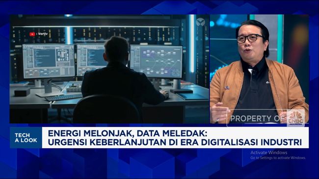 VertivAP's tweet image. AI adoption is rising fast. Mario Leonardo Tjandra discusses how scalable power and thermal strategies support reliable digital infrastructure. Watch: ms.spr.ly/6015tReV7 #PowerInfrastructure #AI