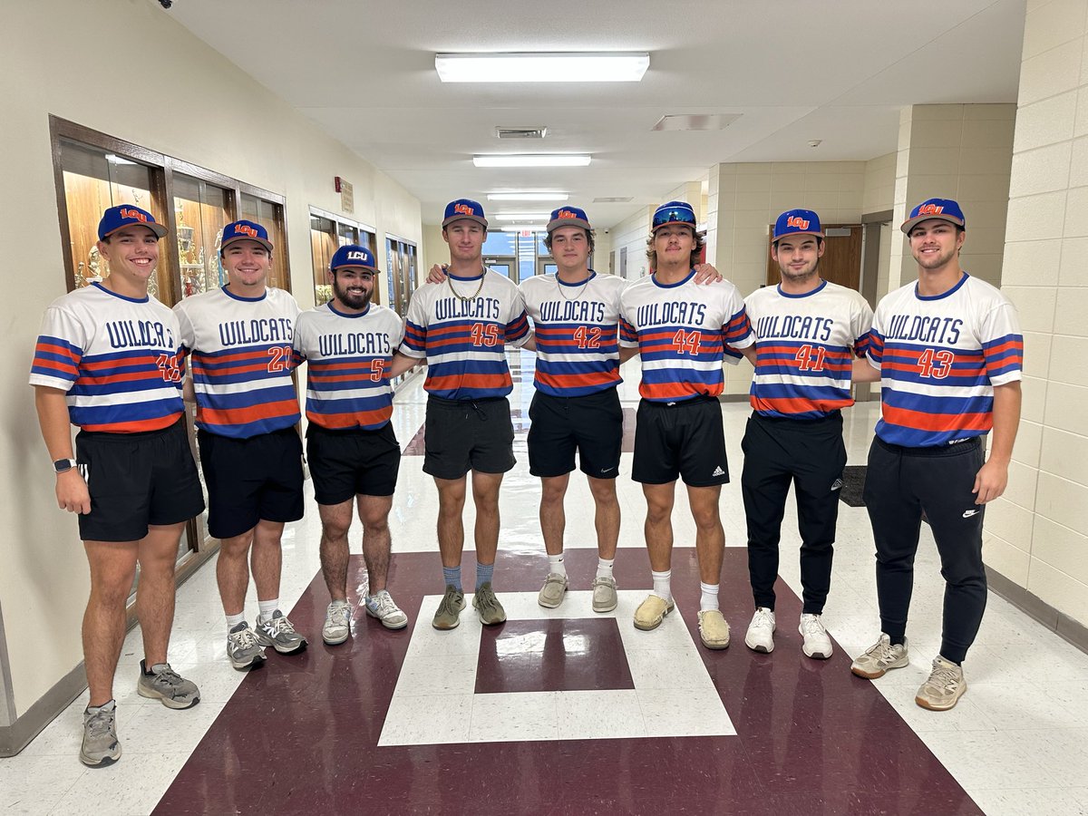 LCU Baseball freshman class attends Tioga Jr High for together Tuesday to welcome students as they got off the bus. Great to see these young men giving back. Ryan Reeves is a former TJH student and a Freshman at LCU.