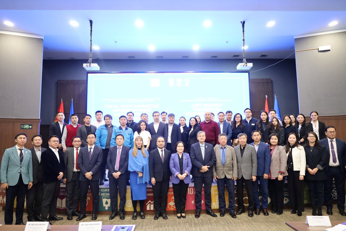 JointSDGFund's tweet photo. 🇲🇳 Mongolia lights the way to a clean, just future! 💡

The Just Energy Transition Framework (#JETF) is officially launched.

Supported by the @JointSDGFund programme with @UNDP &amp; @UNICEF, the #JETF links energy reform, social protection &amp; green jobs.

🔗 https://t.co/YPs6cx8Xmk https://t.co/haqCDra5h0