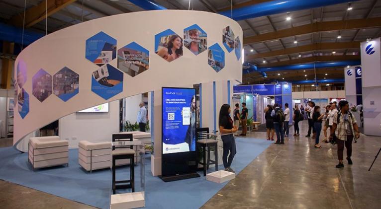 RP_OndaAlegria's tweet image. 📲💻| #Informatica2026 debatirá sobre gobierno digital y ciberseguridad en #Cuba

ℹ️ Ampliamos la información en el sitio web de #RadioProgreso #LaOndaDeLaAlegría 🔗👇 radioprogreso.icrt.cu/informatica-20…

#GobiernoDigital #ciberseguridad #RadioCubana #SonidoParaVer #Noticias #Actualidad