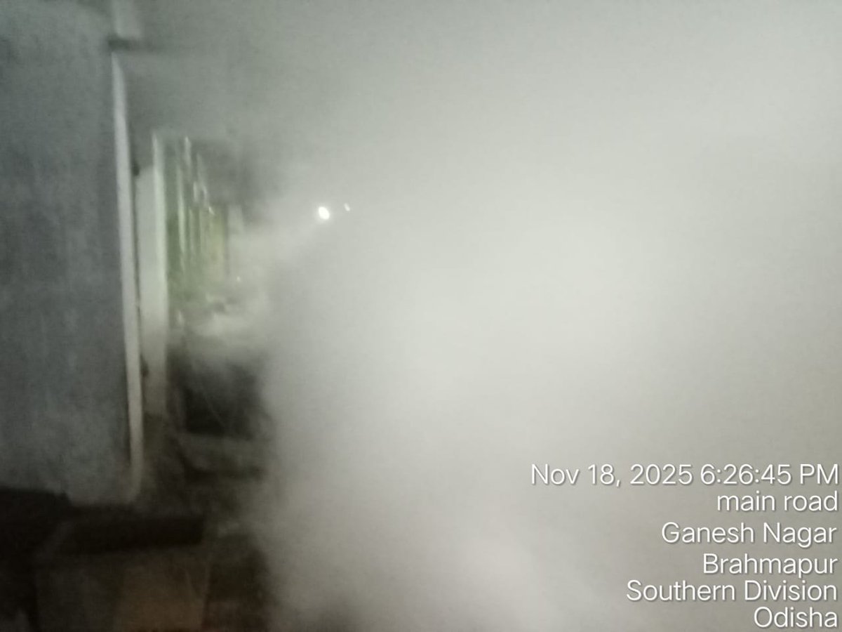BeMC is taking action against the mosquito menace! 🦟 Ward-wise morning &amp; evening fogging operations have started as per schedule for November 2025, along with larvicidal oils in drains. Stay safe &amp; healthy! #BeMC #MosquitoControl #HealthyCity