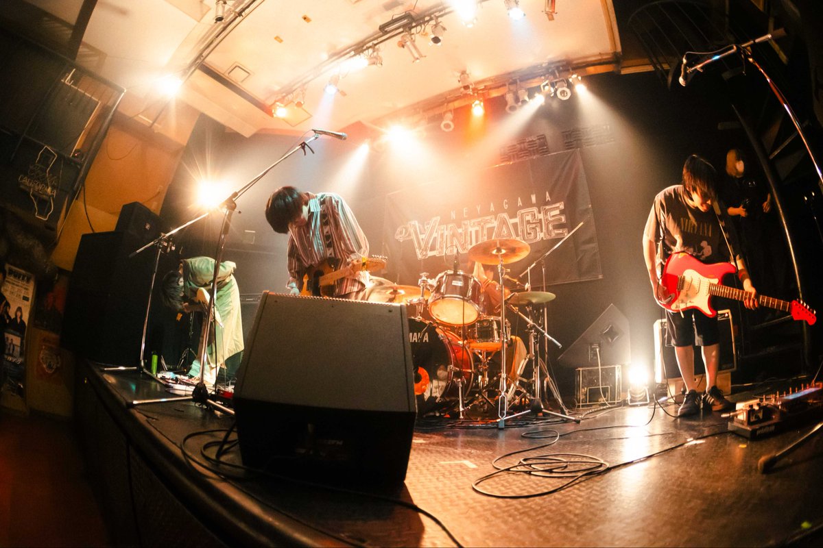 2025.11.8(土)寝屋川VINTAGE
初遠征初大阪ありがとうございました！！！！
たこ焼きお好み焼き美味かった！！道中海も見れた！！
いい旅だった！！！！！
📸✨→ <a href="/_a_k_i_000/">亜希</a> <a href="/28_f__h/">福島 ひなり</a>