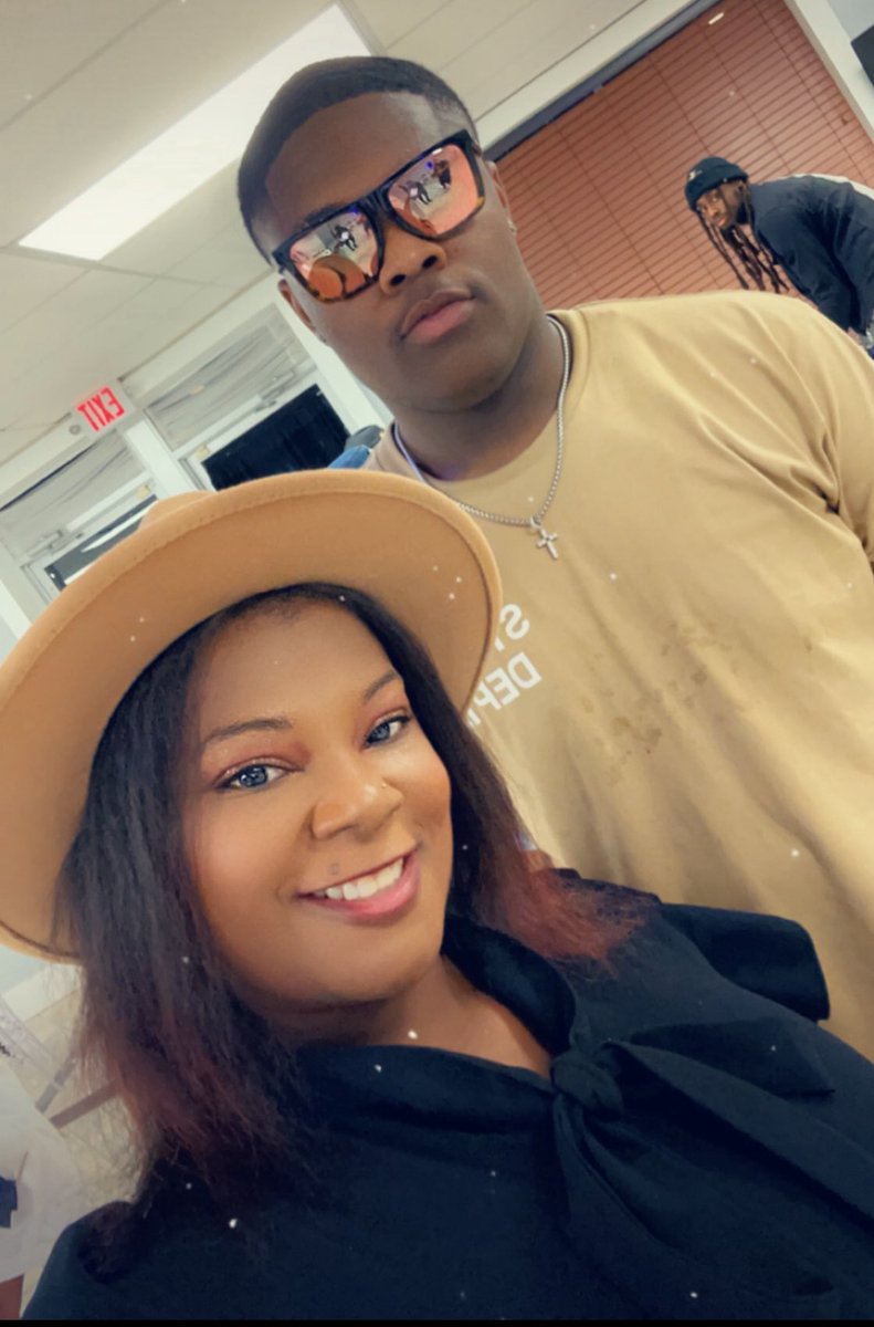 SheDatWeDat's tweet image. Y’all please keep my family lifted as we mourn the loss of our baby Mike 💔💔💔💔💔💔💔💔💔💔💔💔💔I really have no words…I know he’s dancing in the sky💔💔💔💔💔💔