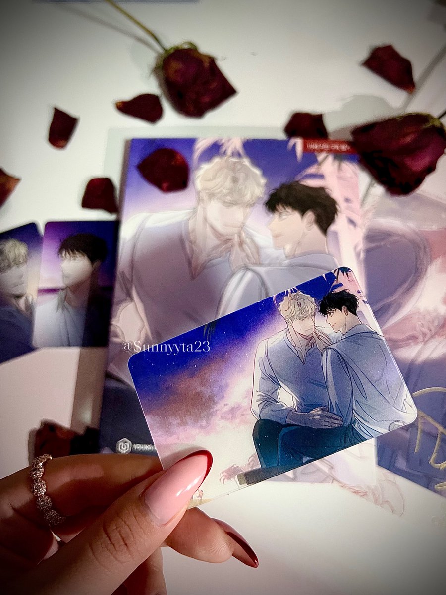 L O V E…. ❤️‍🩹
🍾 🌹 

<a href="/Ttung_gae/">뚱개</a>
#장미와샴페인 
#Rosesandchampagne
#rosasychampaña
#collector