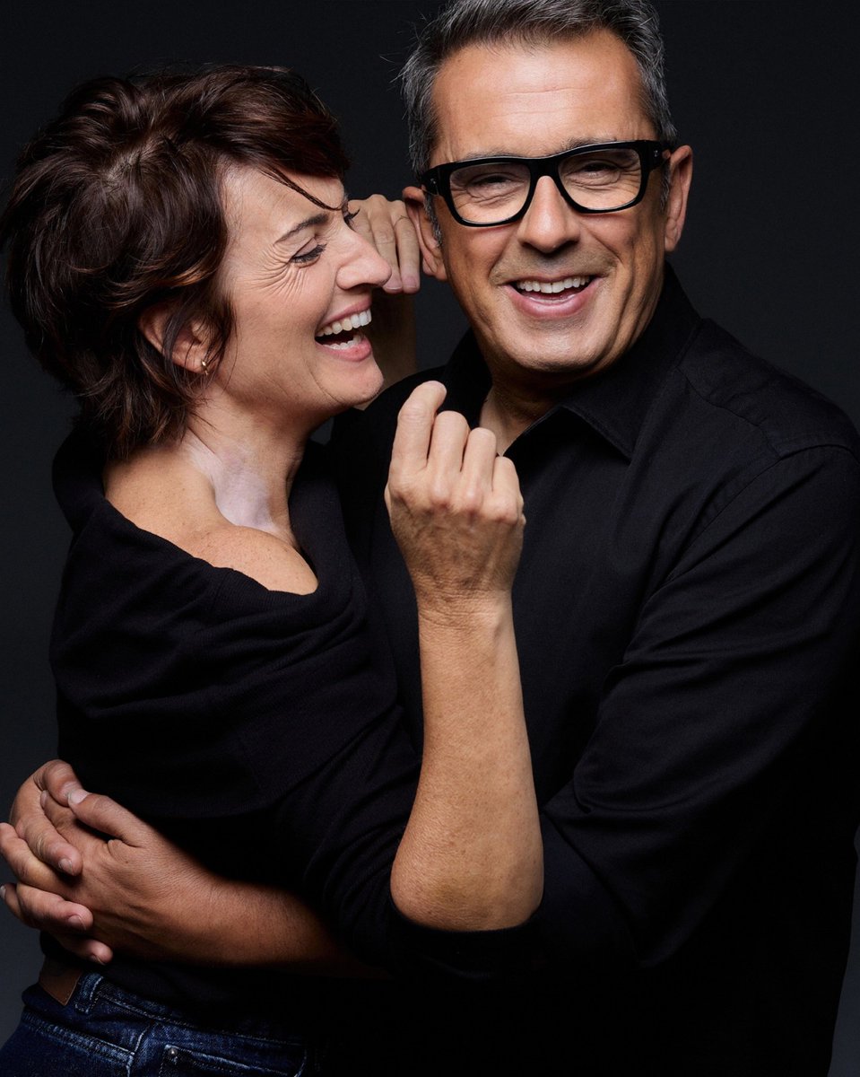 Andreu Buenafuente (<a href="/Buenafuente/">Andreu Buenafuente</a>) y Sílvia Abril (<a href="/silviabril/">Silvia Abril</a>) presentarán las Campanadas 2026 en @RTVE✨ 

Y los cantantes NIA (<a href="/NiaCorreia/">NIA</a>) y st. Pedro las darán desde Canarias. 

rtve.es/n/16820483

📸 Carlos Villarejo