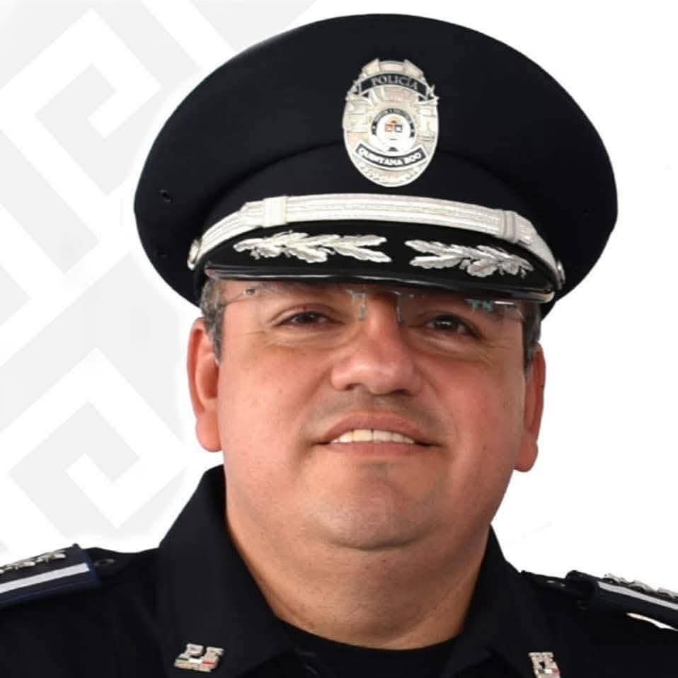 DeniseMeadeG's tweet image. ¡Zócalo: Operativo de Control Político Disfrazado de &quot;Desorden&quot;! 💀🚨

Alberto Capella, ex activista y funcionario de seguridad, revela la verdad: la marcha fue pacífica, pero el gobierno diseñó violencia estratégica para sabotearla.

Una multitud masiva de familias, jóvenes y…