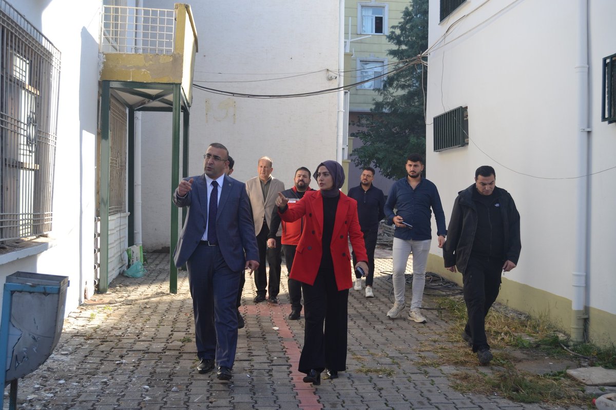 bismilkaymakam's tweet image. Kaymakamımız Sayın Recep Hasar, İlçe Tarım ve Orman Müdürlüğü&apos;nü ziyaret etti. 🚜 Rutin denetimler kapsamında; çiftçilere sağlanan destekler, güncel projeler ve tarımsal verimliliği artırma çalışmaları hakkında bilgi aldı.

@RecepHasar44