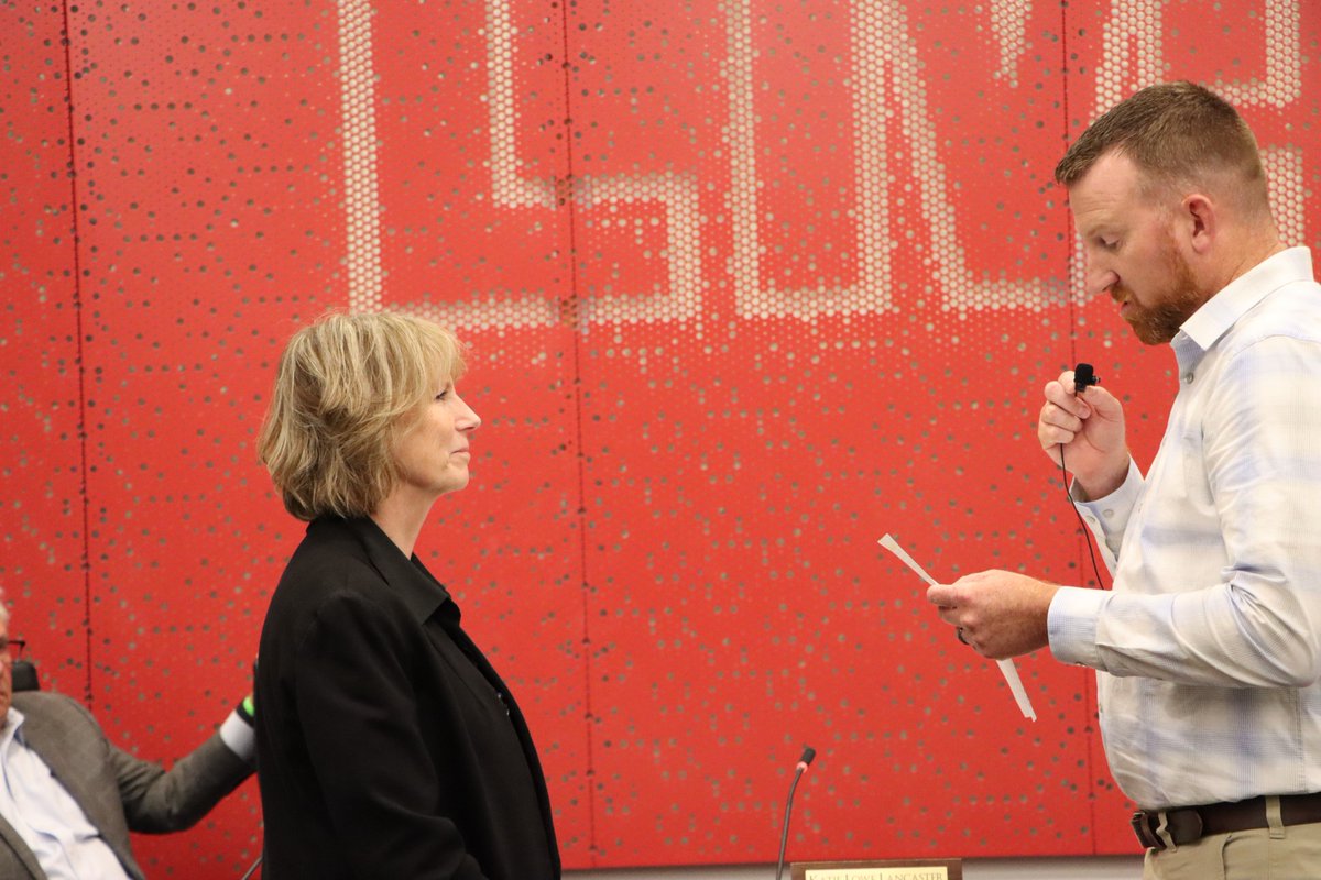 At last night's board meeting the Linn-Mar Board of Directors re-elected Board President Katie Lowe Lancaster, elected Board Vice President Justin Foss and swore in Evan Langston as our newest board member. Thank you for your service to our school district! #WeAreLinnMar