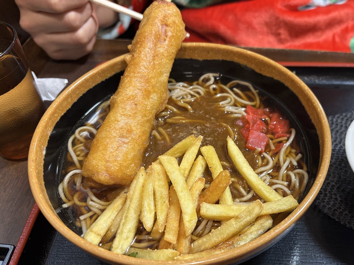 ヒロシが生意気を通り越して、バ○が食べるやつを食べてる！