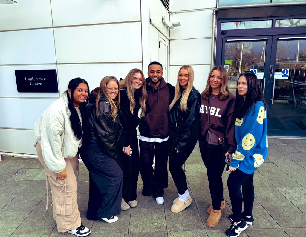 Such a cute morning💙