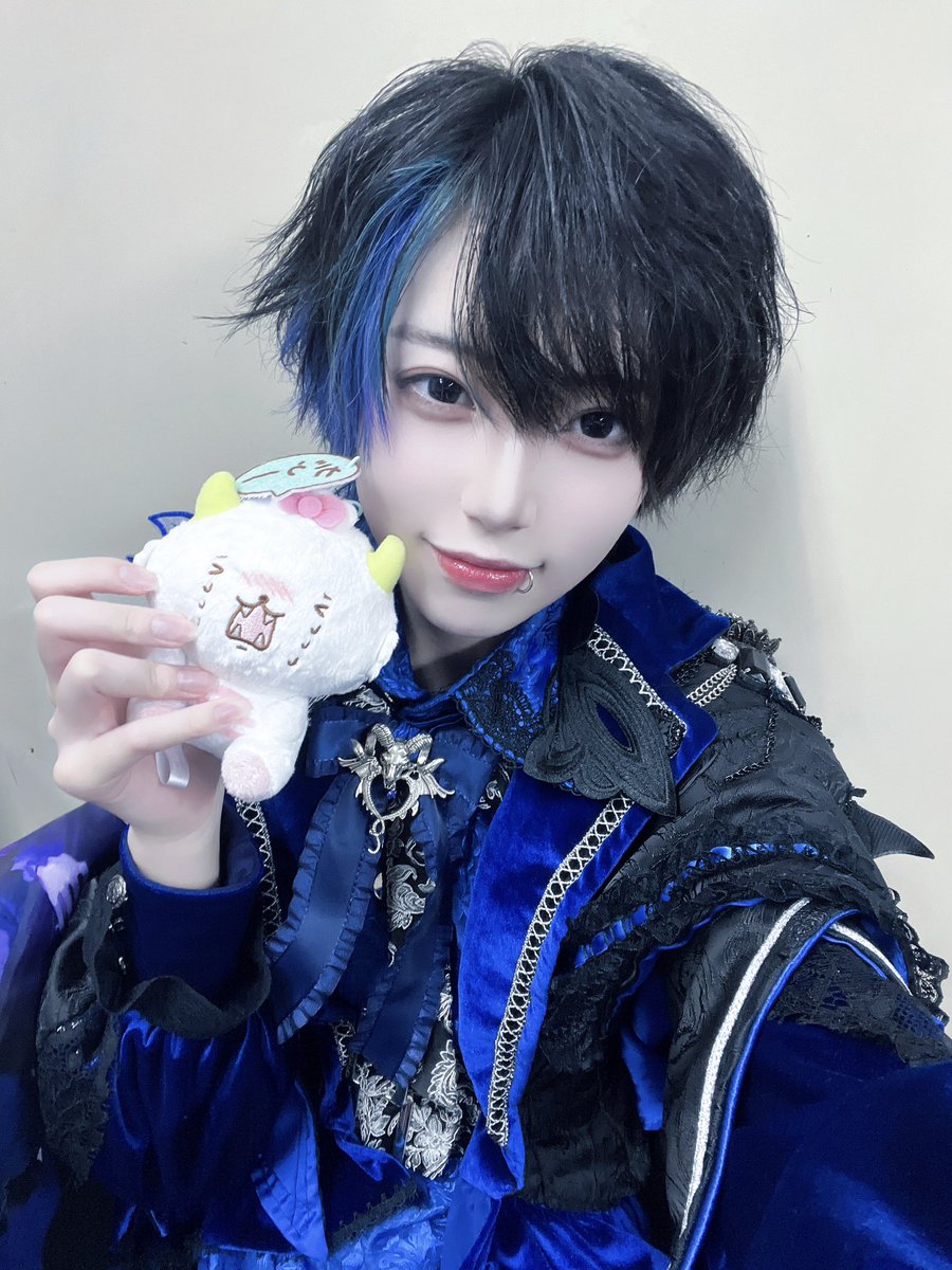 Post by 楓雅あお🦋✝︎DIAVEL on X: がうー🦖