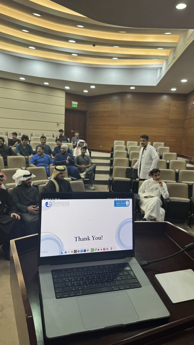 vsc_6's tweet photo. انتهت اول ورشة عمل حضورية في منطقة عسير 
شكرا للدكتور هاني على جهوده  وماقدمه اليوم من فائدة ونتطلع الى المزيد من ورش العمل في مختلف المجالات 💙💙 https://t.co/jX7VfunObD