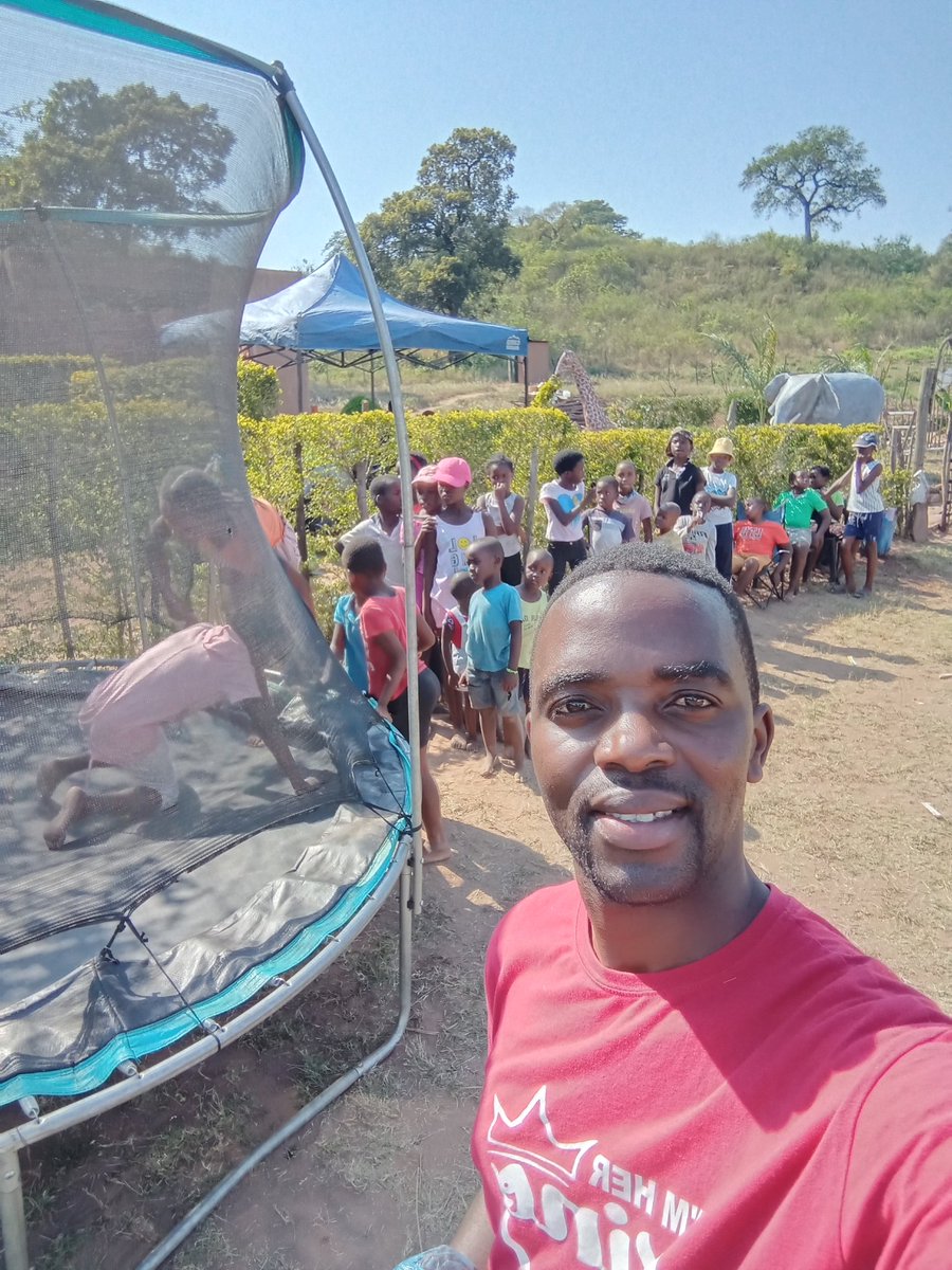 Trevor_sidogi's tweet image. Dream will come true♥️🥲 from the rural area to the world