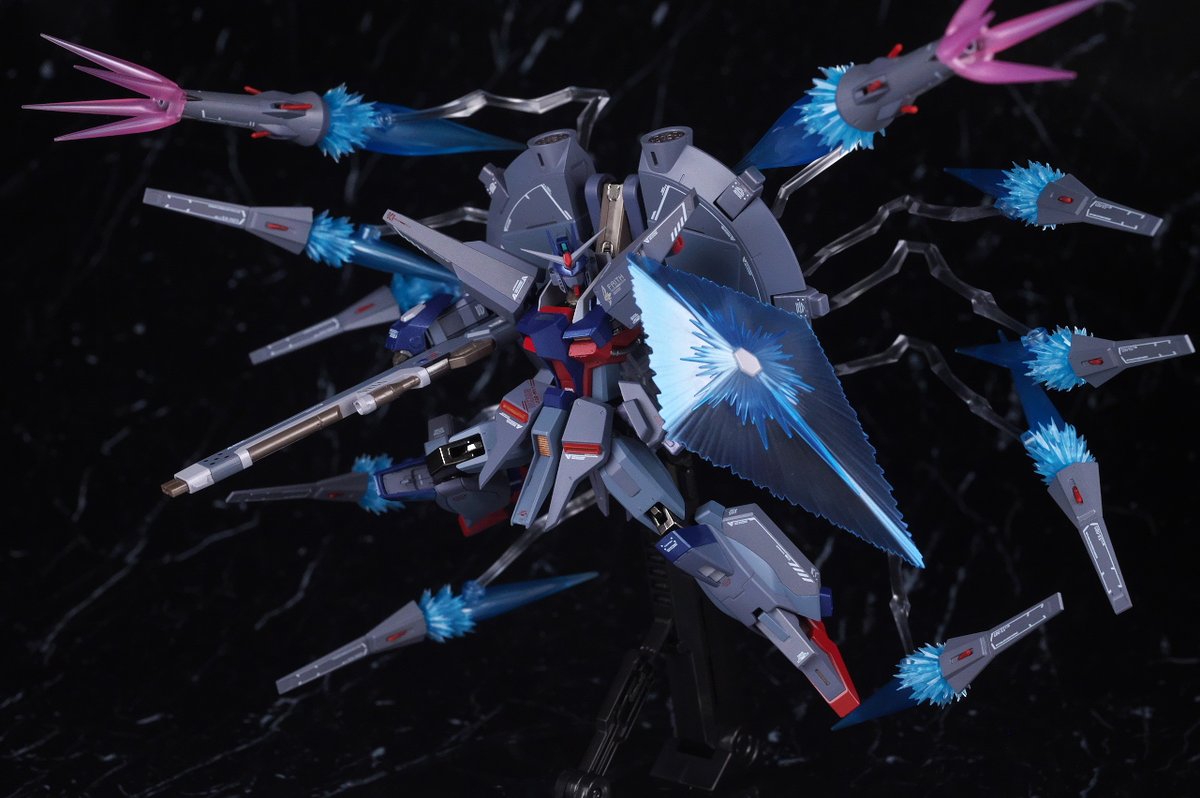 hacchaka999's tweet image. METAL ROBOT魂 レジェンドガンダム レビュー
hacchaka.net/archives/52127…
#ROBOT魂