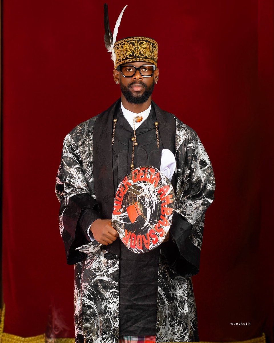 “The Niger Delta King’s Iconic 10/10 Robe”

We say thank you all for your support from day 1, and for the birthday wishes, prayers and gifts. God bless Africa. Pressure!!!👑🔥🌍

Stylist: IG: @emiglobal_fashion FB: <a href="/james/">james</a> Emiyarei Malachi
📸: <a href="/weeshotit/">Weeshotit</a>