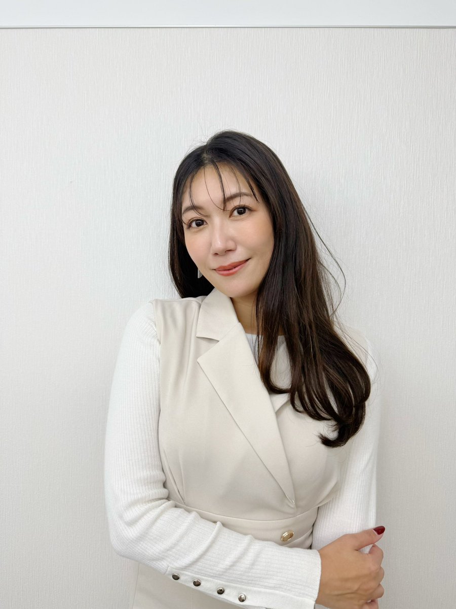 Kanonnyanko's tweet image. 11/19天気&amp;amp;天気コーデ

今日より寒くなるよ〜❄️

東北〜北海道の日本海側は午前中にかけ雪☃️さらに積雪が増えそう！車の運転気をつけてね！

西日本日本海側〜北陸も午前中は雨や雷雨⛈️西日本の雨は次第に止んで日差しが出るところも。

西日本太平洋側〜東海、関東甲信はカラッと晴れ☀️…