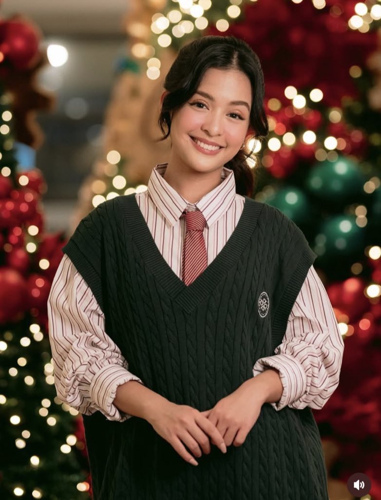 teamandiofc's tweet photo. Sleighing this season in @penshoppe 🎁✨

ANDISTYLES PENSHOPPE 
🔗: https://t.co/UIp7hl3ttZ 

#ClubPenshoppe | #AndiAbaya @iamandiabaya @PENSHOPPE https://t.co/a6MZPeCmYr