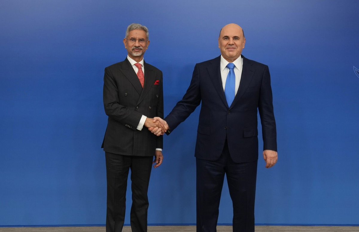 DrSJaishankar's tweet image. Thank PM Mikhail Mishustin for hosting the SCO Heads of Government meeting today. 

Appreciate his hospitality and warmth of welcome. 

🇮🇳 🇷🇺