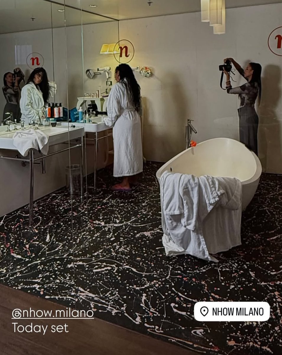 LiberaMente2017's tweet image. Curiosa di vedere tutto😍#perliners #perla