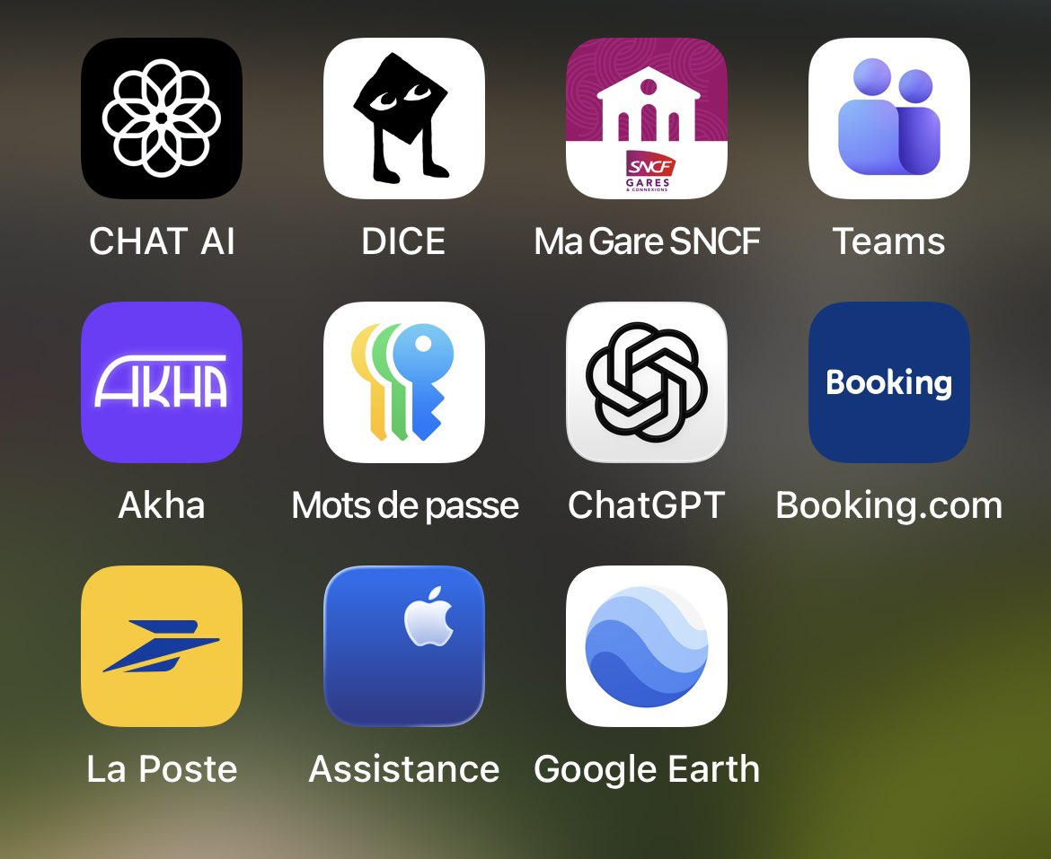 SeveLaure tweet media