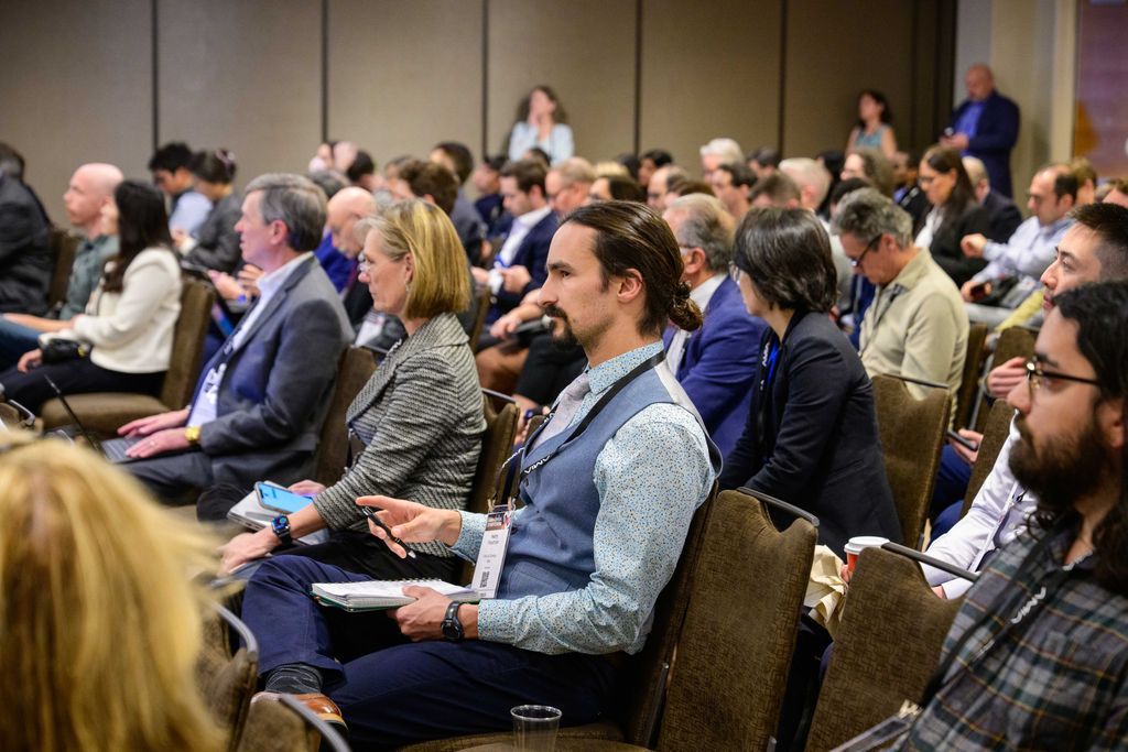 AMIAinformatics's tweet image. #AMIA2025 is going strong with informaticians piling into workshops, scientific sessions, and Level Up sessions!

Annual Symposium supports the informatics science and the careers of individual informaticians, preparing them for tomorrow&apos;s innovations.

#HealthInformatics