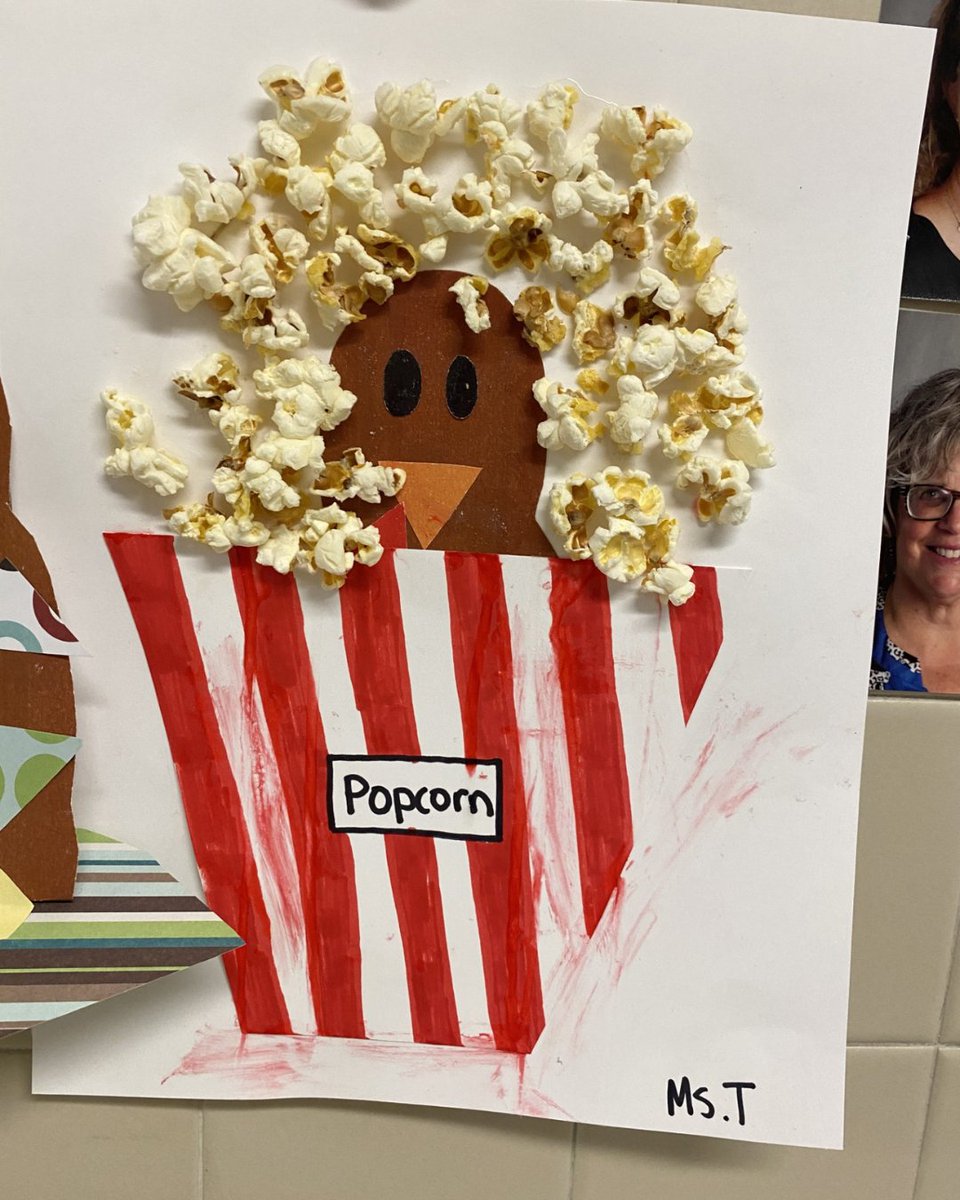 vbschools's tweet image. 🦃 Rosemont Elementary’s turkeys are on a mission… to avoid becoming Thanksgiving dinner! Staff created clever disguises and decorated feathers full of kind messages to keep these crafty birds safe and smiling.

#WeAreVBSchools #VBCPSGrateful #VBCPSThanksgivingFun