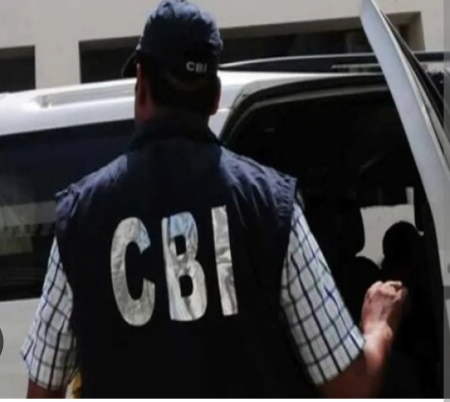 sanjeev544644's tweet image. ब्रेकिंग — उत्तर पूर्व दिल्ली 🚨
सूत्रों के अनुसार, थाना हर्ष विहार में तैनात ASI बुधपाल को CBI की एंटी करप्शन टीम ने कथित रूप से रिश्वत लेते हुए रंगे हाथों किया गिरफ्तार।
कानून के रखवालों पर कार्रवाई से विभाग में मचा हड़कंप।

#DelhiPolice 
#CBI 
#Corruption 
#HarshVihar