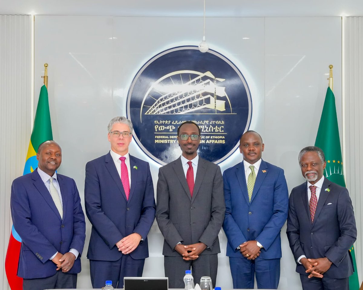 MFAEthiopia's tweet image. Minister of Foreign Affairs, @GHessebon met with members of the United Nations Peacebuilding Commission (#UNPBC) at his office earlier today. The meeting provided an opportunity to exchange views on the work of the UNPBC and its engagement with the African Union Peace and…