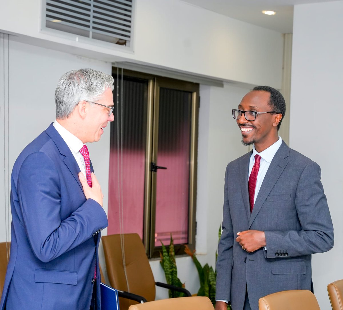 MFAEthiopia's tweet image. Minister of Foreign Affairs, @GHessebon met with members of the United Nations Peacebuilding Commission (#UNPBC) at his office earlier today. The meeting provided an opportunity to exchange views on the work of the UNPBC and its engagement with the African Union Peace and…