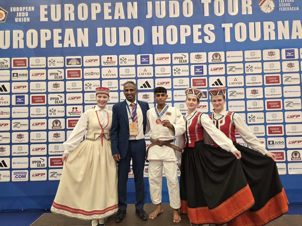 SamuraiJudoWAL's tweet photo. Congratulations to Ashwin on winning a bronze medal at the EJU Hopes Tournament in Riga, Latvia. https://t.co/qIZaxmGbMY
