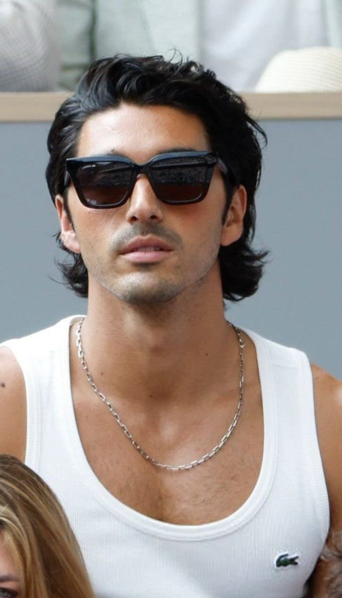 springacdfox's tweet image. we moved too quickly from this look