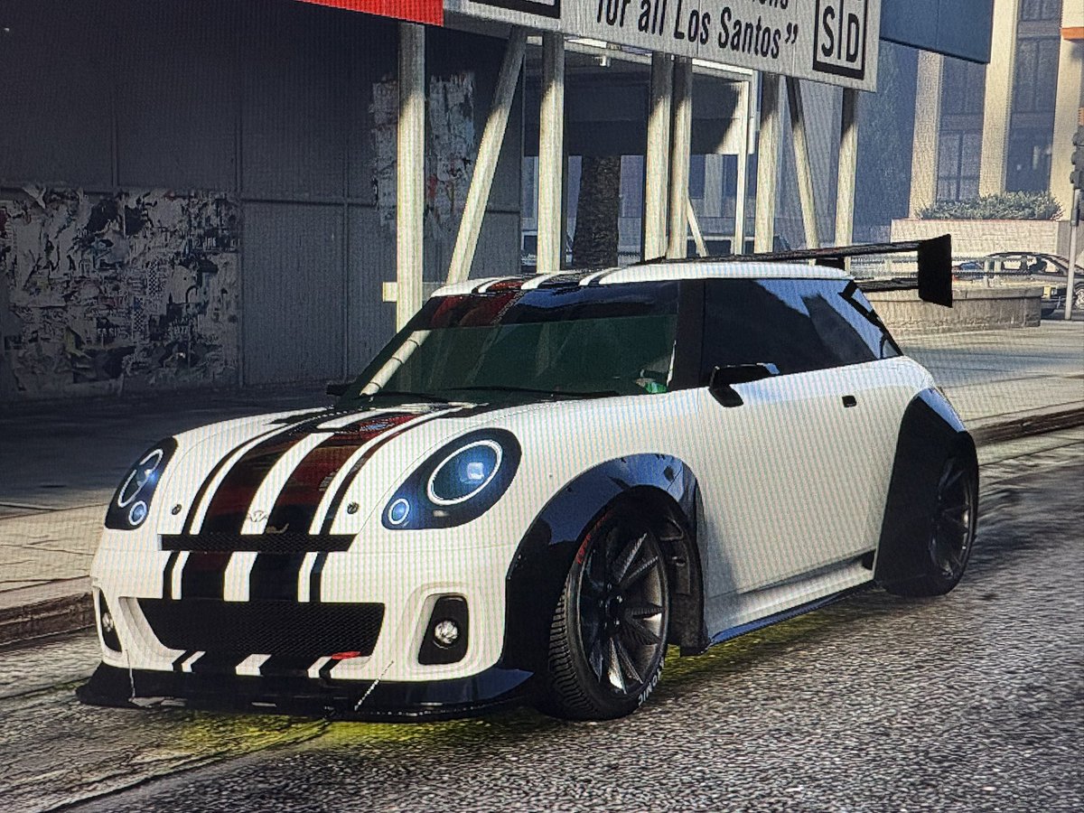 nayan_159c's tweet image. GTA‼️フレンドさんが私のために非売品のイッシースポーツ手に入れてくれたので買いました✌️嬉しすぎー！！！！💓
カラーは大好きなパンダカラーにしました
クルーで持ってる人に聞いてまで探してくださって感謝しかないです🤣🤣🤣💦