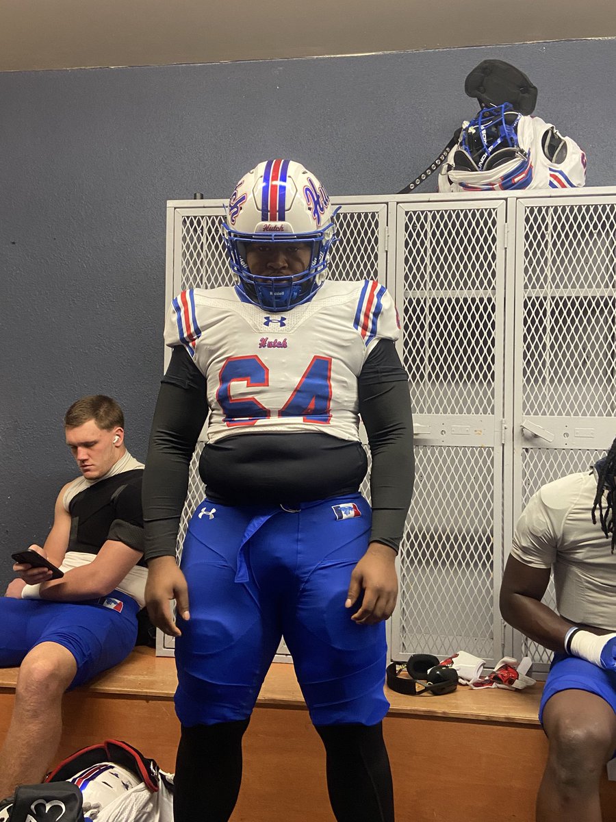 St55yy's tweet image. hudl.com/v/2T1716 True Freshman film week 1-9 Qualifier 6’0 295
Hutchinson Community College @CoachK_HutchFB @CoachDrewDallas 
#BDE
