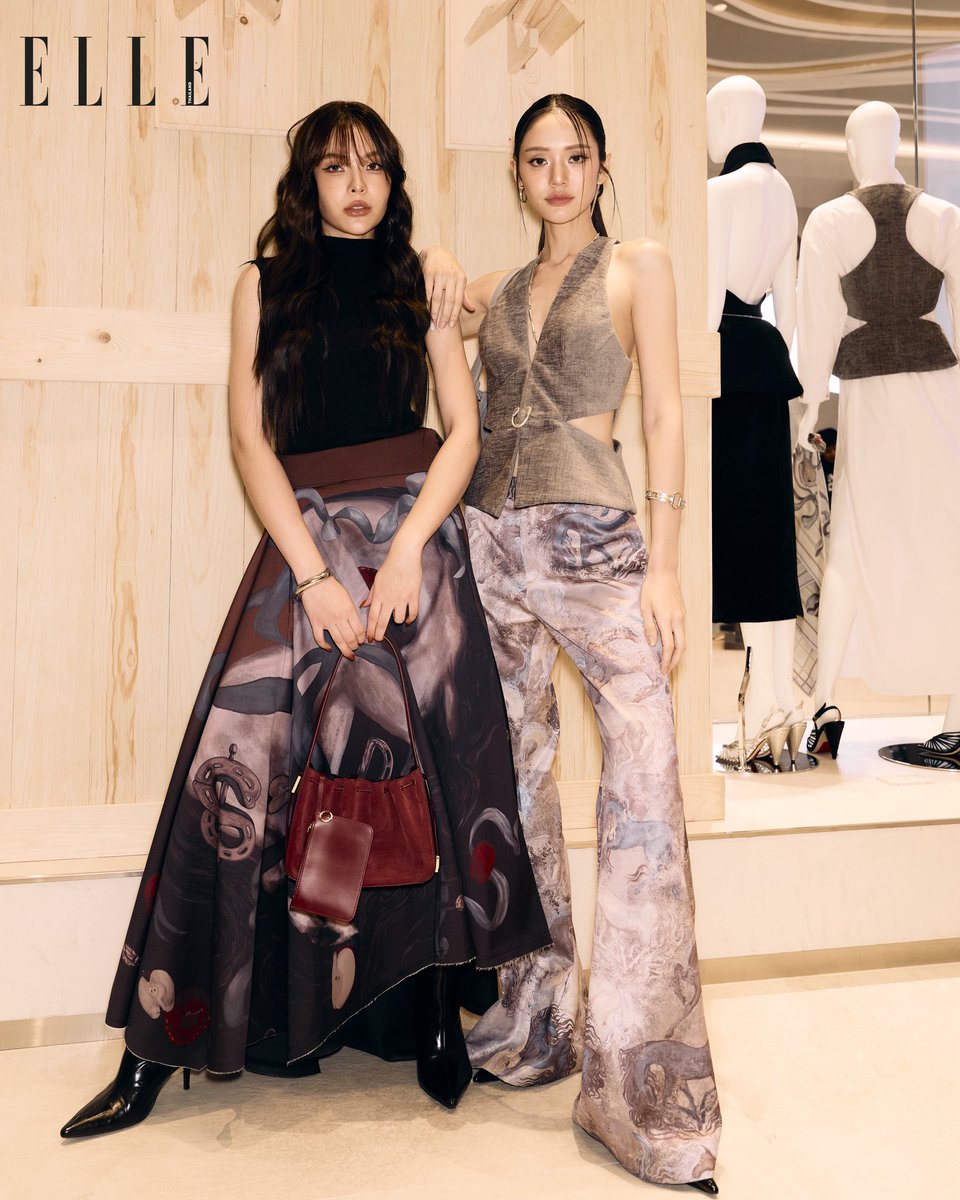 ELLEThailand's tweet photo. สวยคูณสอง! ส่องลุคของ ลูกหมี @Lookmheewang และ ซอนญ่า @sonyasarann ที่มาร่วมงาน SIRIVANNAVARI Flagship Store Grand Opening ที่สยามพารากอน

#ELLEThailand
#SIRIVANNAVARI 
#SIRIVANNAVARISiamParagon
#SRAW25 
#LMlookmhee #SonyaSaranphat #LMSY https://t.co/QO0h9k0Ow9