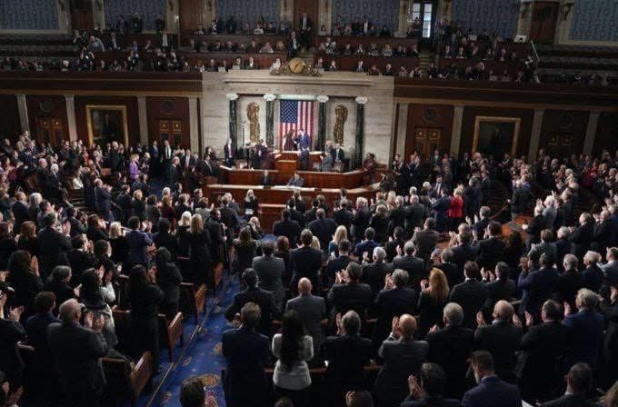 cloudhaley's tweet image. BREAKING: PRESIDENT TRUMP&apos;S TERM LIMITS PLAN- Trump&apos;s plan limits House members to 6 years and senators to 12 years, which would remove 73% of the 115th Congress, including 318 House reps and 46 senators, to &quot;Drain The Swamp.&quot; 

This is what I voted for!