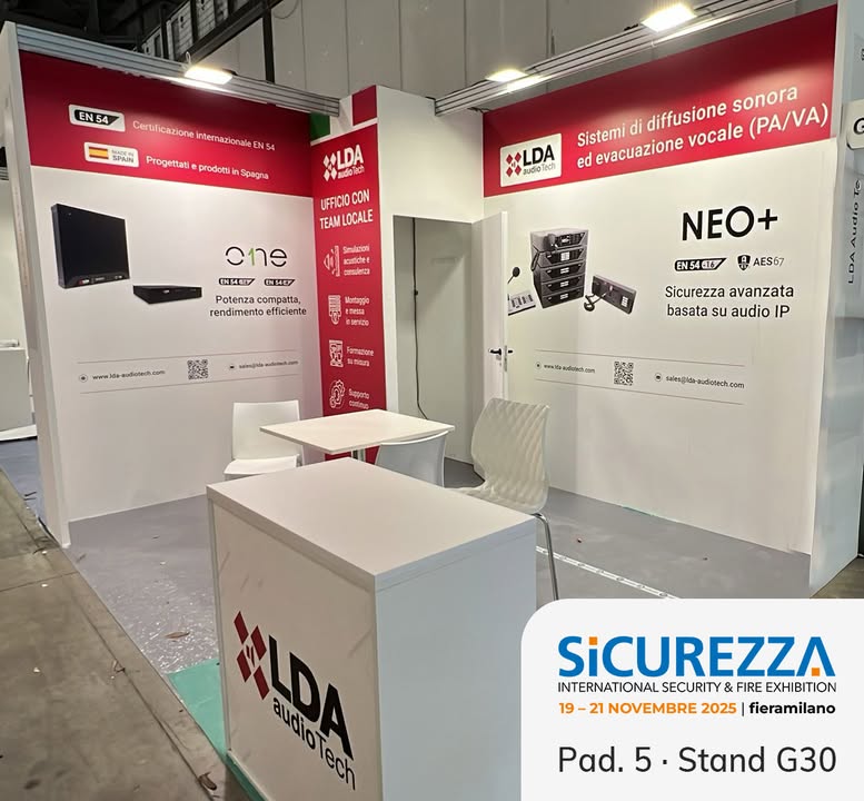LDAAudioTech's tweet image. 🚀 Ci siamo a @Sicurezza2023 2025!

Venite a trovarci al padiglione 5, G30, e scoprite le soluzioni LDA per megafonia e evacuazione vocale.

Isabel Díaz de Lope- Díaz García e Pedro Martos vi aspettano per fare due chiacchiere!

#LDA #LDAAudioTech #Sicurezza2025 #EN54 #VoiceAlarm